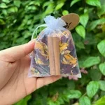 A Rosa Verde é um espaço de conexão com a natureza, a beleza e a espiritualidade. Nossa loja oferece produtos cuidadosamente selecionados para promover equilíbrio, bem-estar e harmonia interior. Aqui, cada detalhe é pensado para inspirar transformação, acolhimento e energia positiva no seu caminho. Rosa verde